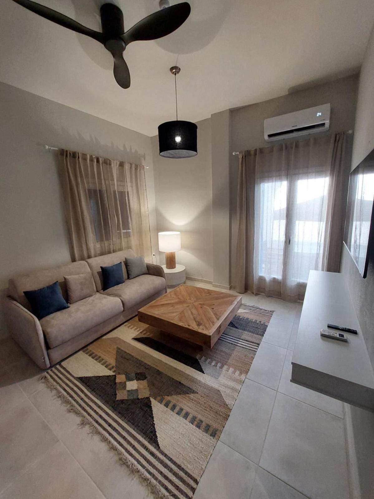 The Noverian Bios Santorini Boutique Hotel Fira  Zimmer foto